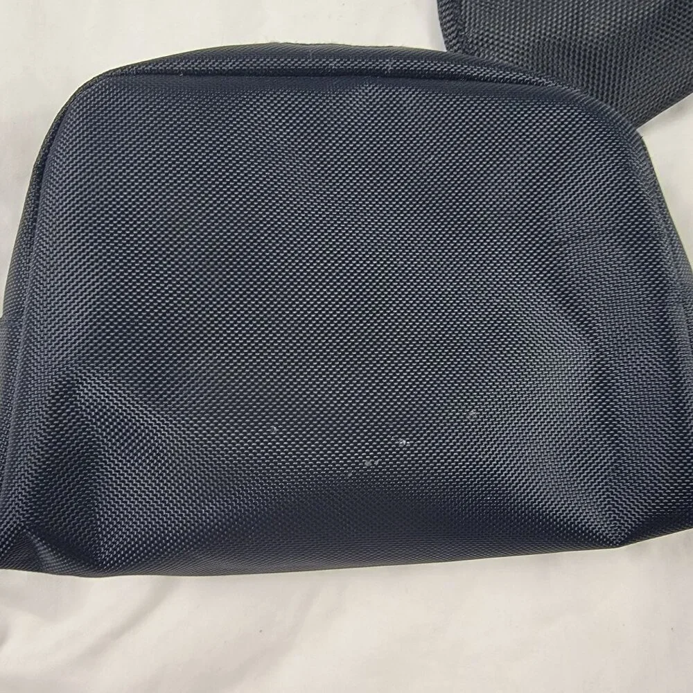 TUMI For Delta Travel Toiletry Bag Case Set Navy Blue Nylon With Eye Mask